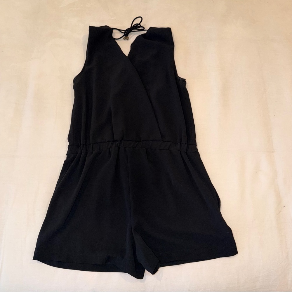 Zara Black Romper V-Neck Sleeveless Tie Waist Elastic Waist - Size S - Picture 4 of 9